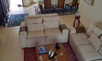 Imagem 7: Casa de condomínio para venda tem 428 metros quadrados com 3 quartos