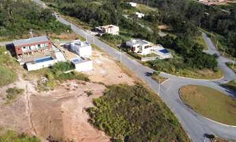 Imagem 7: Lote/Terreno para venda possui 1000 metros quadrados no condomínio vista da lagoa