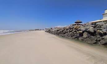 Imagem 4: Lotes na praia da Caponga/Cascavel-Ce há 400 metros do mar