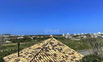 Imagem 5: Ótima casa em estilo rustico com 3 suítes sendo a máster com vista mar, ao lado do Novo Ca