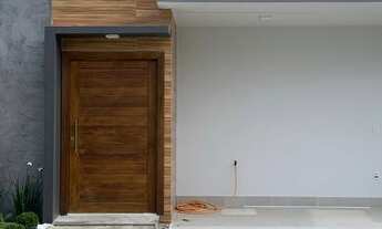 Imagem: Casa de condomínio térrea para venda possui