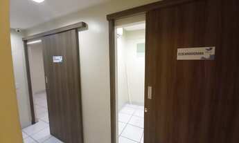 Imagem 6: Sala/Conjunto para aluguel possui 100 metros quadrados em São Francisco - São Luís - MA