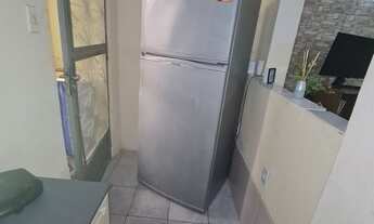 Imagem 4: Alugo Kitnet em frente à UNIG