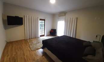 Imagem 6: Sobrado para venda possui 630 metros quadrados com 4 quartos