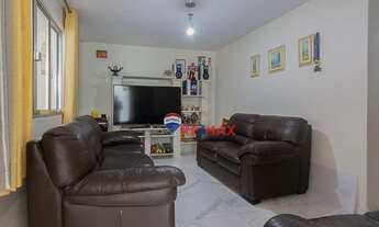 Imagem 3: Rua Prof. Benedito Antônio, 75 - Sobrado com mais 2 casas nos fundos, 3 vagas de garagem à