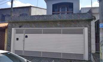 Imagem: Sobrado para venda possui 214 metros quadrados