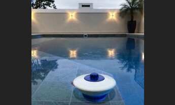 Imagem 5: Casa para aluguel e venda com 400 metros quadrados com 5 quartos.