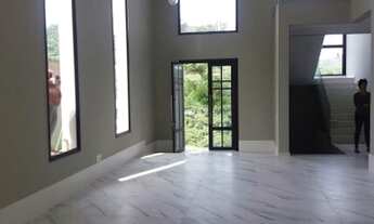 Imagem 2: Sobrado para venda possui 385 metros quadrados e 5 quartos em Tamboré - Santana de Parnaíb