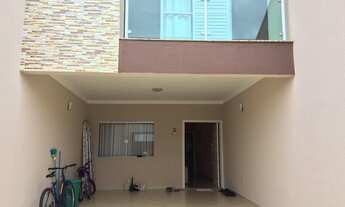 Imagem: Sobrado para venda tem 175 metros quadrados