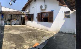 Imagem 5: Casa para venda possui 148 metros quadrados com 3 quartos em Barra Velha - Ilhabela - SP