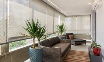 Imagem 6: Apartamento reformado, moderno, espaçoso, quatro suítes, mobiliado e reformado no coração