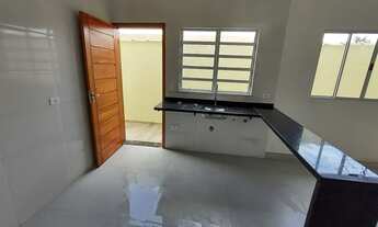 Imagem 5: Casa nova com churrasqueira