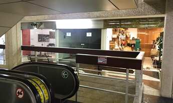 Imagem 3: Sala comercial, na galeria Vitrine de Ipanema próxima das estações do metrô Jardim de Alah