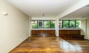 Imagem 5: Amplo apartamento no estilo vintage com 300m², bem ventilado, com ambientes amplos e bem d