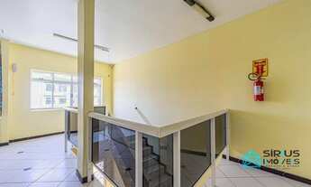 Imagem 6: Prédio para alugar loja sobre loja com 05 vagas, 375 m² por R$ 8.000/mês - Novo Mundo - Cu