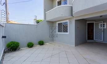 Imagem 2: Belo sobrado em Santa Felicidade