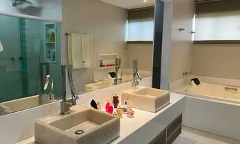 Imagem 3: Casa de condomínio sobrado para venda tem 300 metros quadrados com 3 quartos