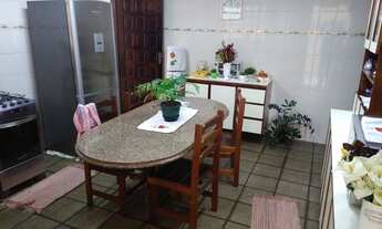 Imagem 2: CASA TRES DORMITÓRIOS CENTRO