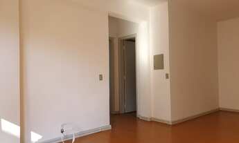 Imagem 4: Apartamento para aluguel possui 80 metros quadrados com 2 quartos em Teresópolis - Porto A