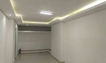 Imagem 3: Ponto comercial/Loja/Box para venda possui 145 metros quadrados em Centro - Curitiba - PR