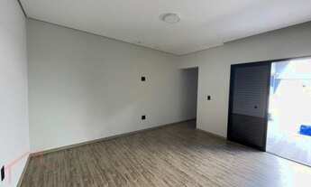 Imagem 2: Casa para Venda em Sorocaba, Aparecidinha, 3 dormitórios, 3 suítes, 2 banheiros, 2 vagas