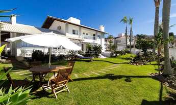 Imagem 4: Casa espetacular frente mar no centro de Bombinhas