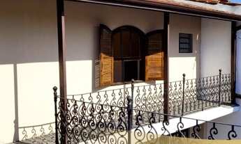 Imagem 6: Casa comercial para Locação Vila Tatetuba, São José dos Campos Parte superior suíte e hall