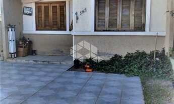 Imagem 3: PORTO ALEGRE - Casa Padrão - Hípica