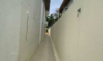 Imagem 2: Casa para Venda em Lauro de Freitas, Miragem, 5 dormitórios, 2 suítes, 2 banheiros, 5 vaga