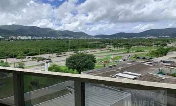 Imagem 3: Apartamento novo com 3 suítes e 3 vagas junto à Beira Mar na Agronômica - Florianópolis