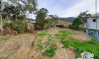 Imagem 3: Terreno no Centro de Águas Mornas próximo à Prefeitura