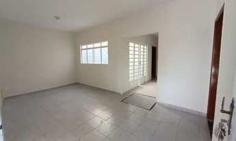 Imagem 3: Casa com 3 dormitórios para alugar, 134 m² por R$ 2.000,00/mês - Parque das Árvores - Guar