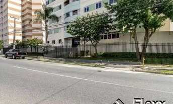 Imagem 2: Apartamento com 2 dormitórios à venda, 72 m² por R$ 375.000 - Portão - Curitiba/PR