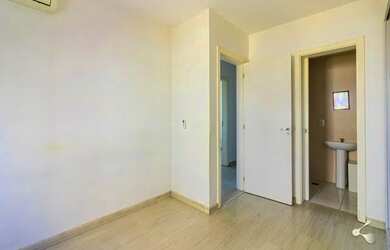 Imagem 13: APARTAMENTO 3 DORMITÓRIOS, SUÍTE , VAGA DE GARAGEM , BAIRRO CRISTAL- PORTO ALEGRE