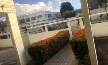 Imagem: Vendo Excelente Apartamento no Cordeiro