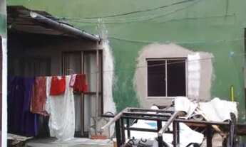 Imagem 3: Vendo ou troco Casa com 2 dormitórios