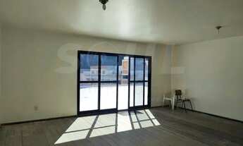 Imagem 5: Cobertura para Venda em Teresópolis, Artistas, 3 dormitórios, 3 suítes, 4 banheiros, 2 vag