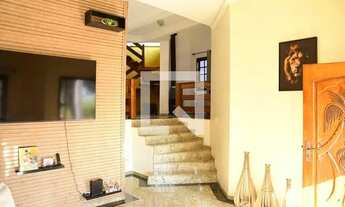 Imagem 2: Casa de Condomínio para Aluguel - Jardim Belizário, 3 Quartos, 450 m2