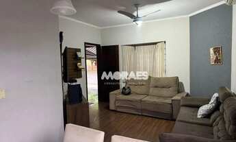 Imagem: Casa com 3 quartos, 1 suíte à venda por