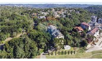 Imagem 4: Viva o encanto de estar a poucos passos da famosa rua Coberta em Gramado