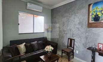 Imagem 9: Casa Padrão com móveis planejados 3 quartos na região do setor Garavelo. Oportunidade!