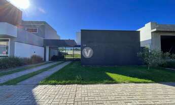 Imagem 2: Casa em condomínio fechado