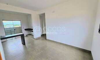 Imagem 2: Apartamento à venda, 2 quartos, 1 suíte, 1 vaga, Tubalina - Uberlândia/MG
