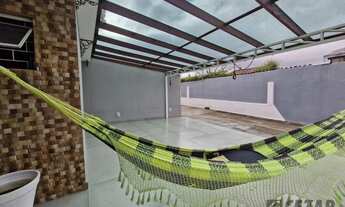 Imagem 6: Charmosa Casa em Condomínio com 2 dormitórios, sendo 1 suíte à venda, 170 m² por R$ 530.00