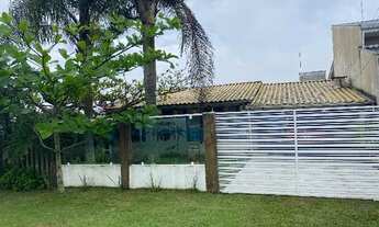 Imagem 5: Casa com piscina em itapoá