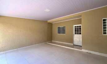 Imagem 2: VENDO CASA COM BOA LOCALIZAÇÃO EM ÁGUAS LINDAS