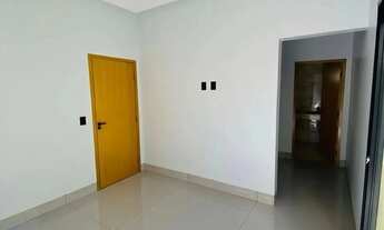 Imagem 2: Casa no Parque Brasília com 3 suítes