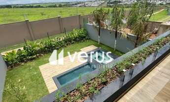 Imagem: Sobrado 257m² com 04 quartos no Bairro