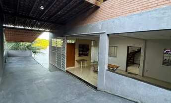 Imagem 2: Imóvel para aluguel e venda com 300 metros quadrados com 4 quartos