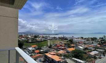 Imagem 2: Apartamento com 3 quartos sendo uma suíte e vista mar para venda no Jardim Atlântico Flori